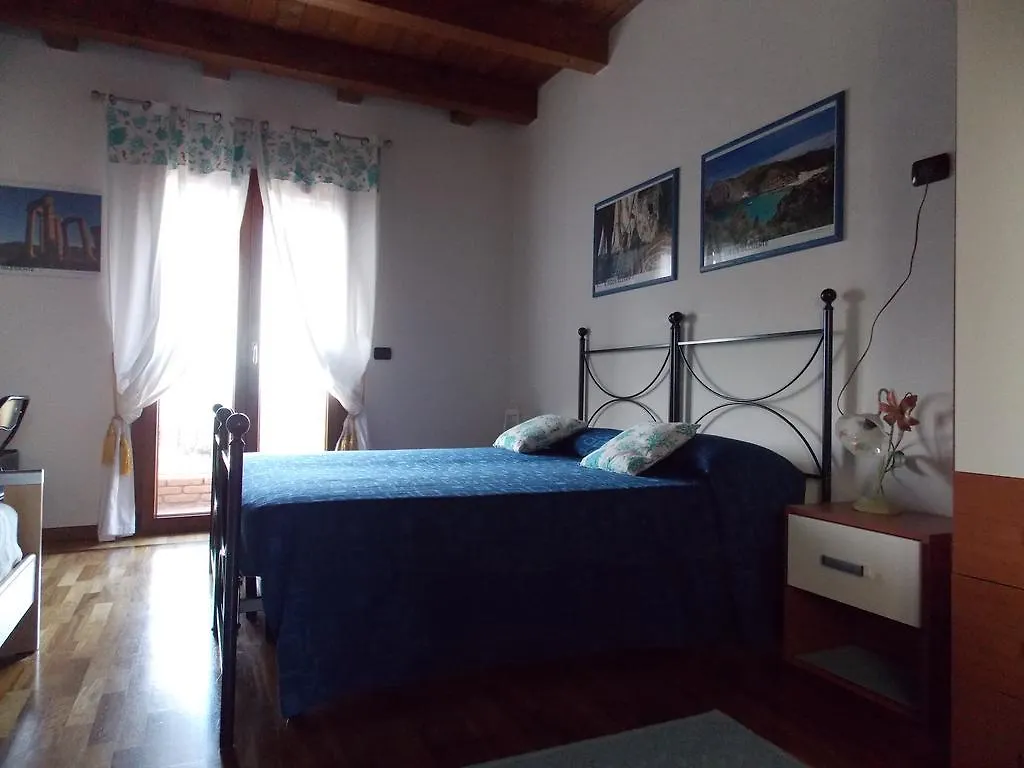 Bed & Breakfast B&B Le Ginestre Portoscuso