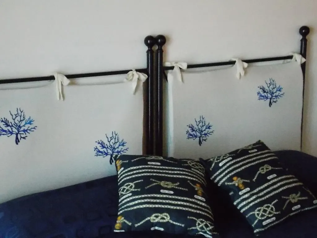 B&B Le Ginestre Portoscuso 0*,  Italia